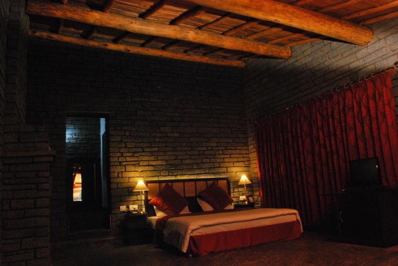 Imperial Heights Hotel Almora Eksteriør billede